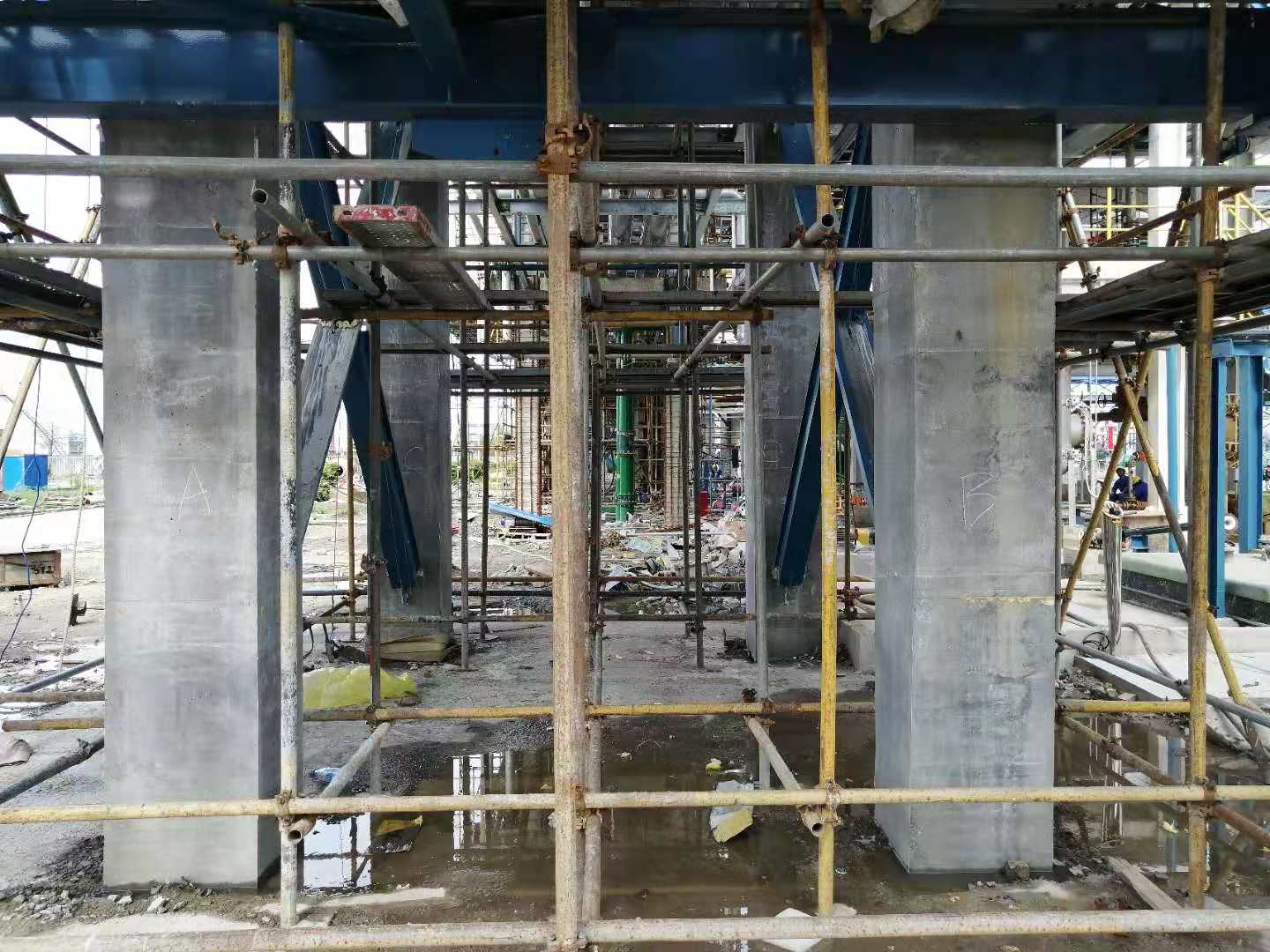 永信贵宾会聚合物修补砂浆配合比是否按工程现真相形来定？